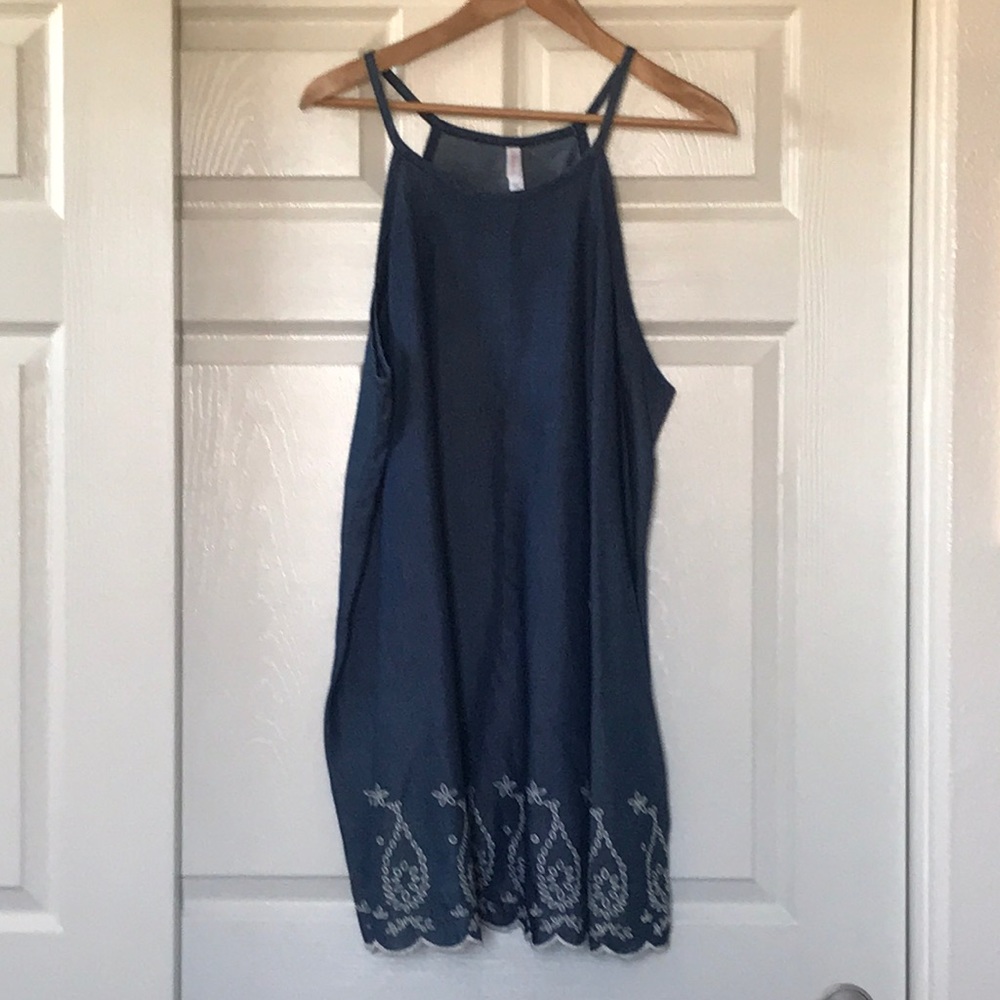 Juniors dress